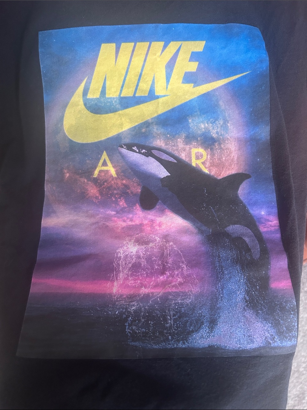 Nike Black Short Sleeve Tee Free Willy Whale - Picture 3 of 3